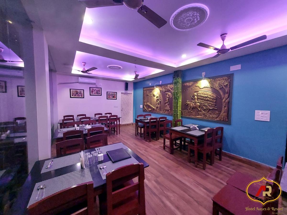 Hotel Aayes And Resort Shānti Niketan 외부 사진