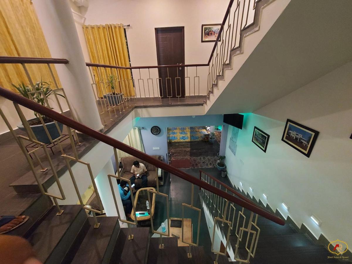 Hotel Aayes And Resort Shānti Niketan 외부 사진
