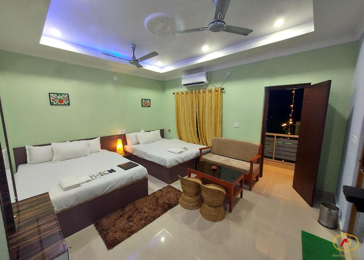 Hotel Aayes And Resort Shānti Niketan 외부 사진